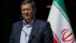 Iranian lawmakers to vote on sacking finance minister