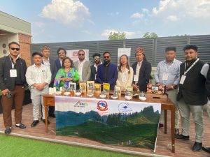 Delegates Offered a Taste of Ilam Tea at Sagarmatha Sambaad