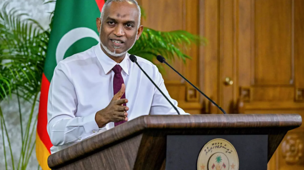 Maldives president holds record 15-hour press conference