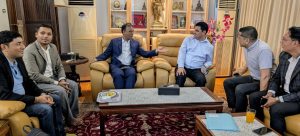 Health Minister gathers suggestions from Nepali health professionals based in Thailand