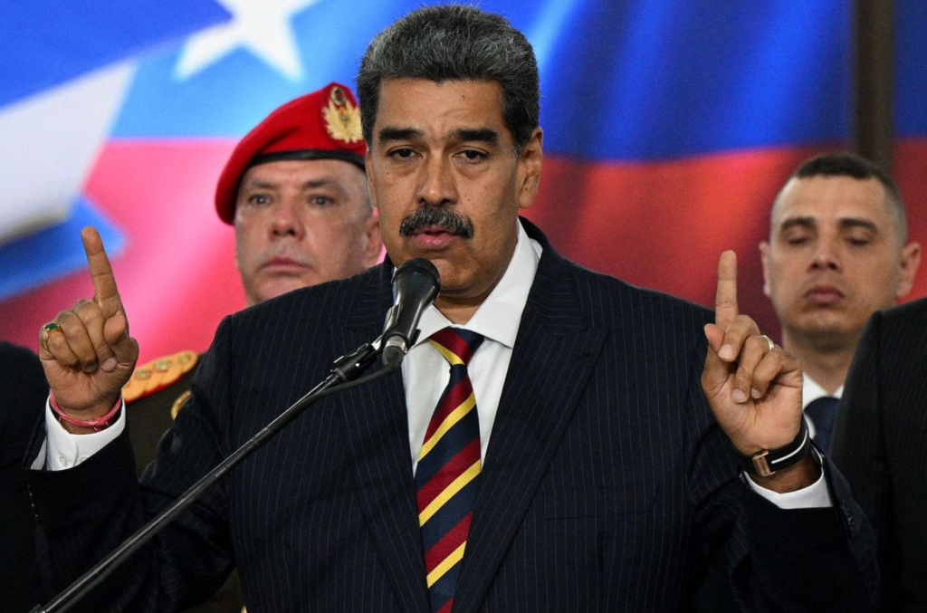Venezuelan president decides to mobilize 4.5 million militias over U.S. threats
