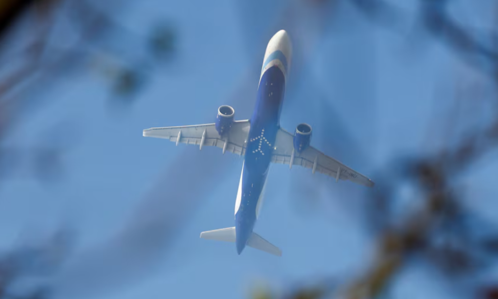 India’s largest airline fined 2.45 mln USD for mass flight cancellations