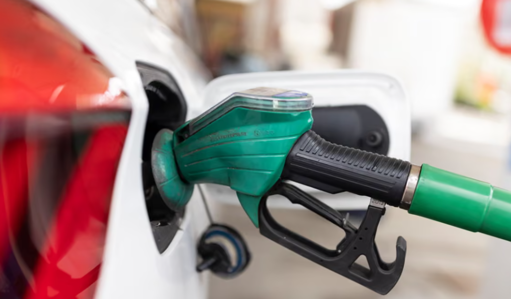 U.S. California diesel prices hit record high