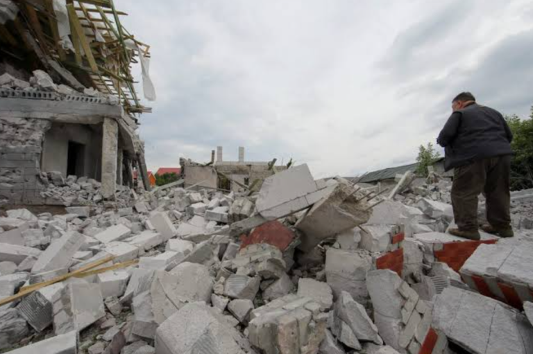 4 Killed, 7 Wounded in Russian Attack on Donetsk, Ukraine