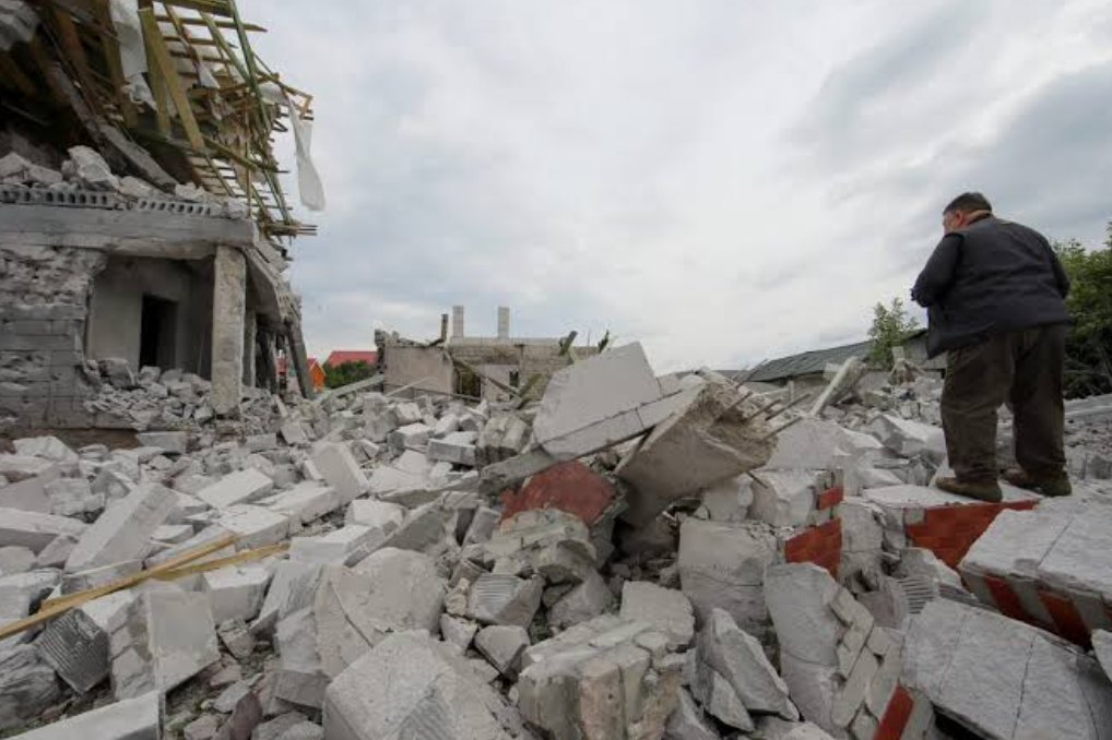 4 Killed, 7 Wounded in Russian Attack on Donetsk, Ukraine